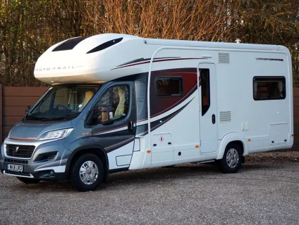 Auto-Trail Apache 700  2018