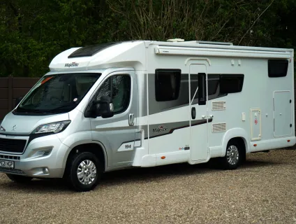 Elddis Majestic 194  2021
