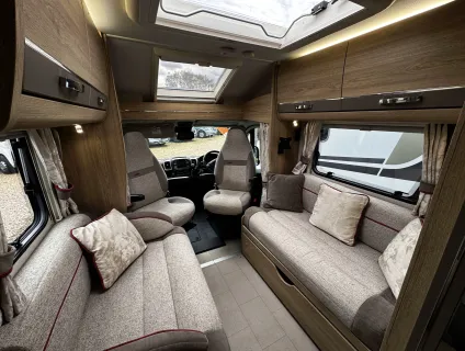 Elddis Majestic 194  2021