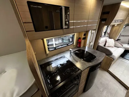 Elddis Majestic 194  2021