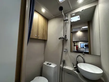 Elddis Majestic 194  2021