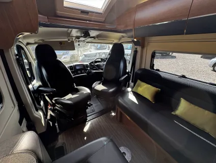 Auto-Trail V-Line 600  2015