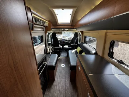 Auto-Trail V-Line 600  2015