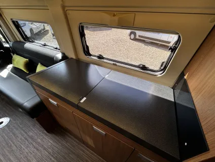 Auto-Trail V-Line 600  2015