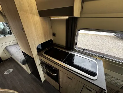 Auto-Trail Adventure 55  2024