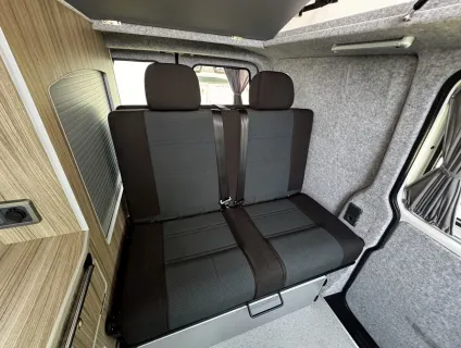 Volkswagen T6 Highline Funky Dubz  2018