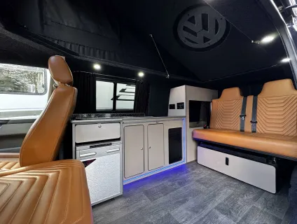 Volkswagen T5.1 LWB  2012