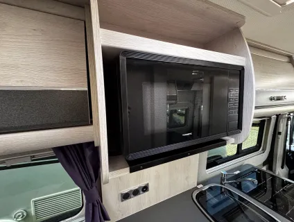 Auto-Sleepers Warwick XL  2021