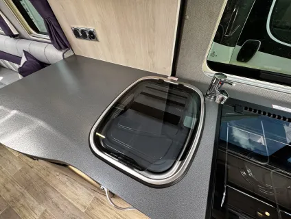 Auto-Sleepers Warwick XL  2021