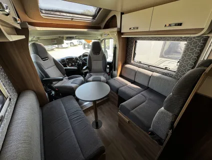 Swift Escape 614  2018