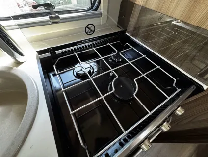 Swift Escape 614  2018