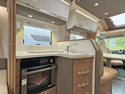 Adria  Matrix Plus 670 SLT 2018