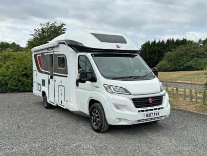 Burstner  Ixeo IT 680 G 2017