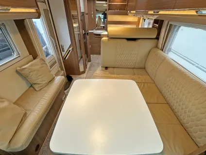 Burstner  Ixeo IT 680 G 2017