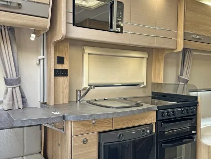 Elddis  Signature 185 2020