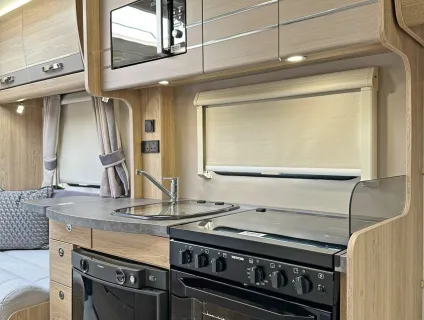 Elddis  Signature 185 2020