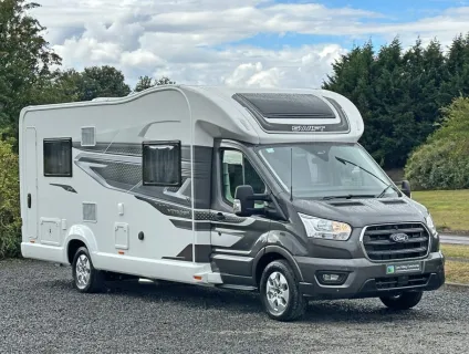 Swift  Voyager 574 2026