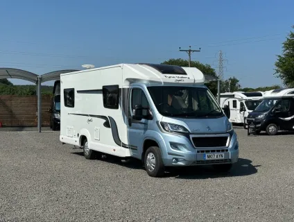 Elddis  Signature 195 2017