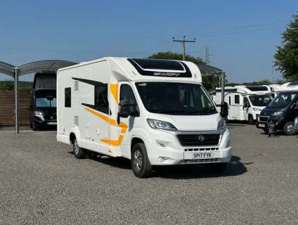 Swift  Escape 694 2017