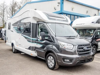 Swift Voyager 594 