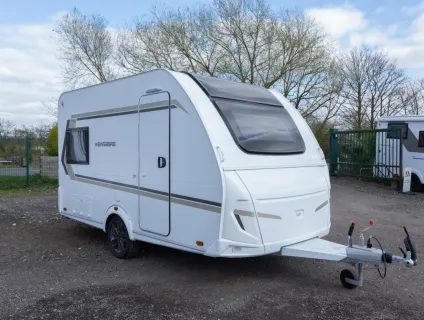Weinsberg-Cara-One_EXTERIOR-NEARSIDE-copy-12941