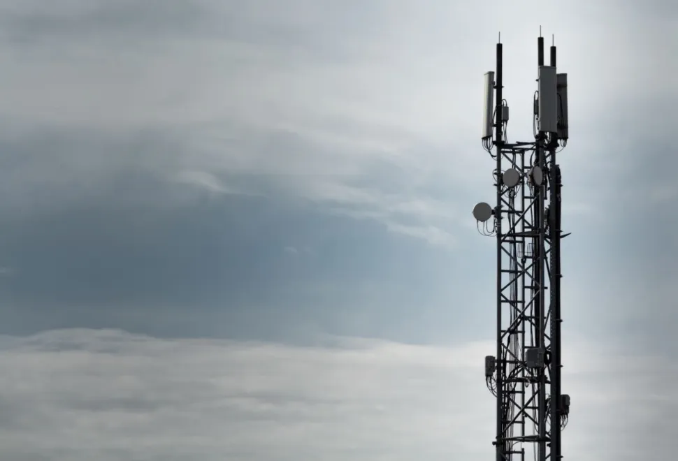 2G transmitted mast