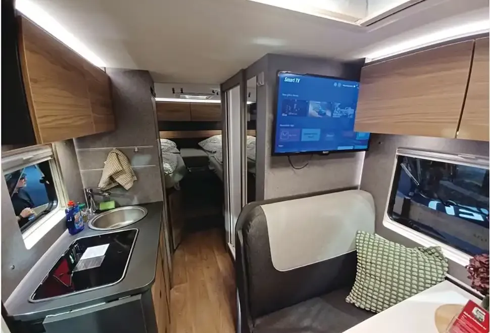 Dethleffs Globebus Performance 4x4 low-profile motorhome interior