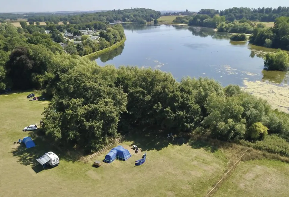 castle-howard-lakeside-campsite-image-3