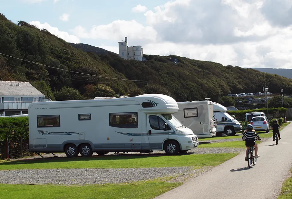 hendre-mynach-campsite-image-1