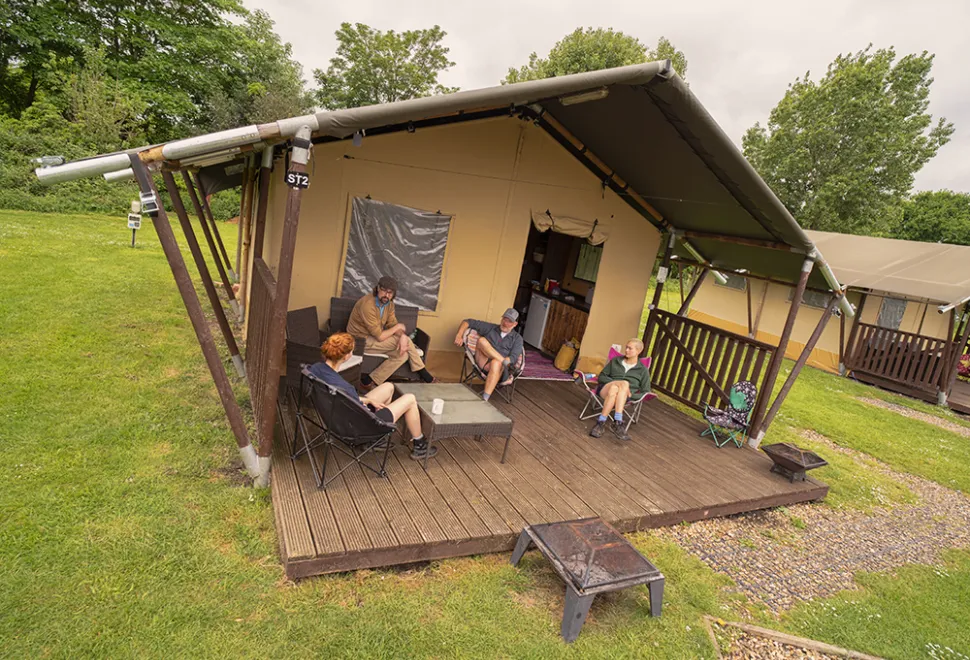 lee-valley-dobbs-weir-campsite-image-11