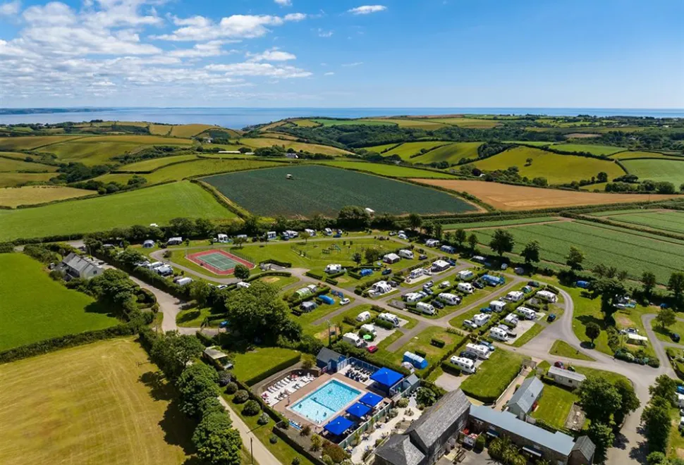 tregarton-park-campsite-image-12