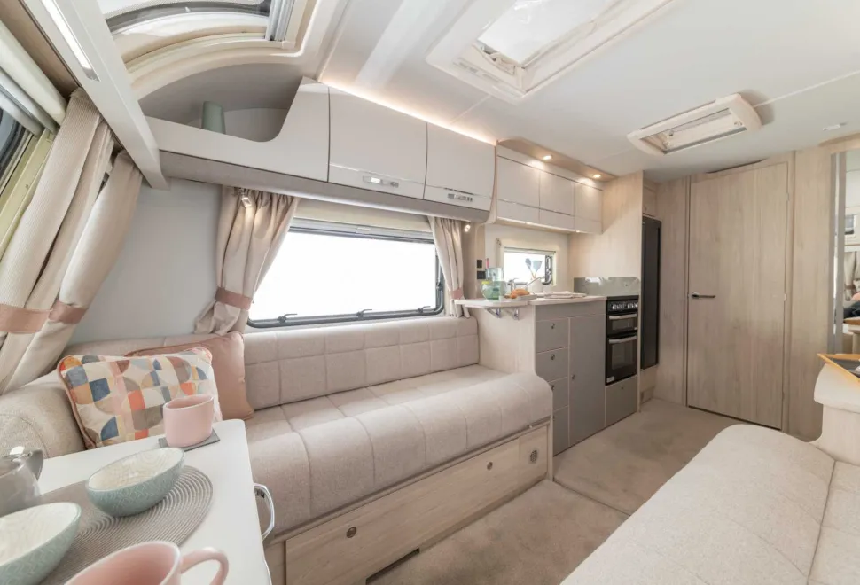 2025 elddis avante 