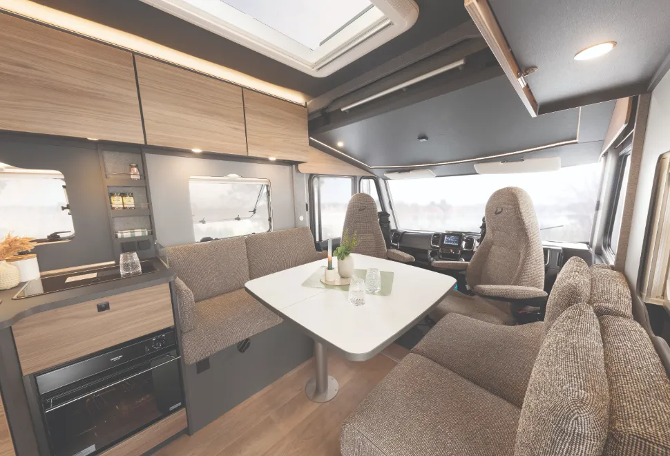 Dethleffs Trend I 7057 EBL 2025 A-class kitchen showing UK standard oven