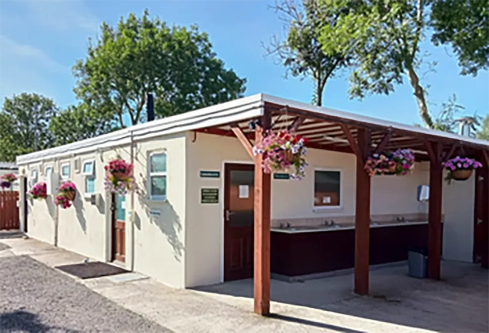 Black Bull Caravan Park