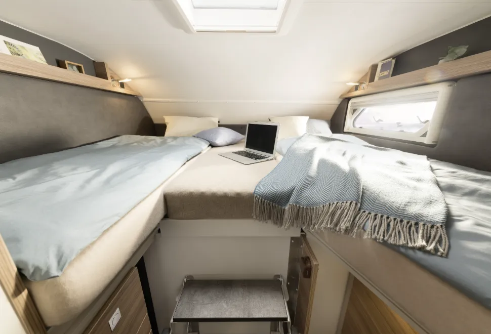 Dethleffs Alpa A 6820-2 bedroom
