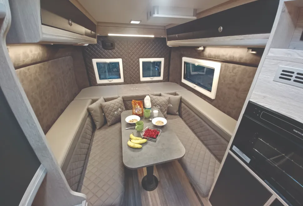 Mega Mobil Lounge 640 rear lounge