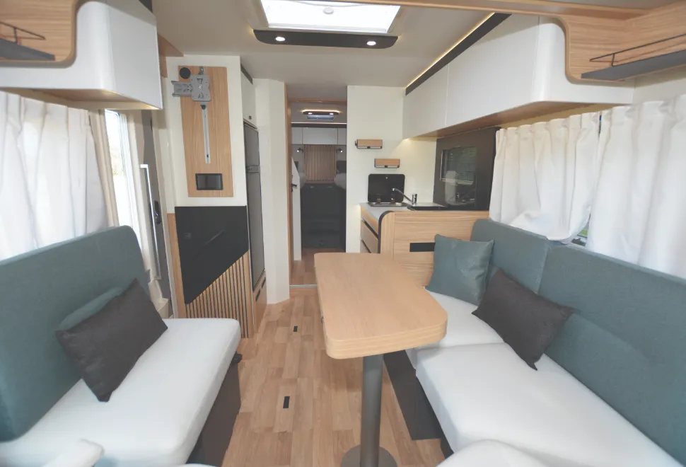 Pilote Expression G740FGJ lounge