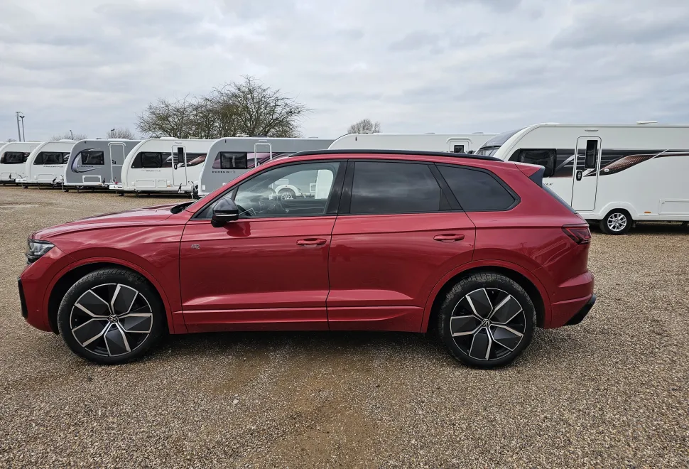 4 Volkswagen Touareg Black Edition Tow car of the Month May 2025 copyright free staff images20250214_115639.jpg