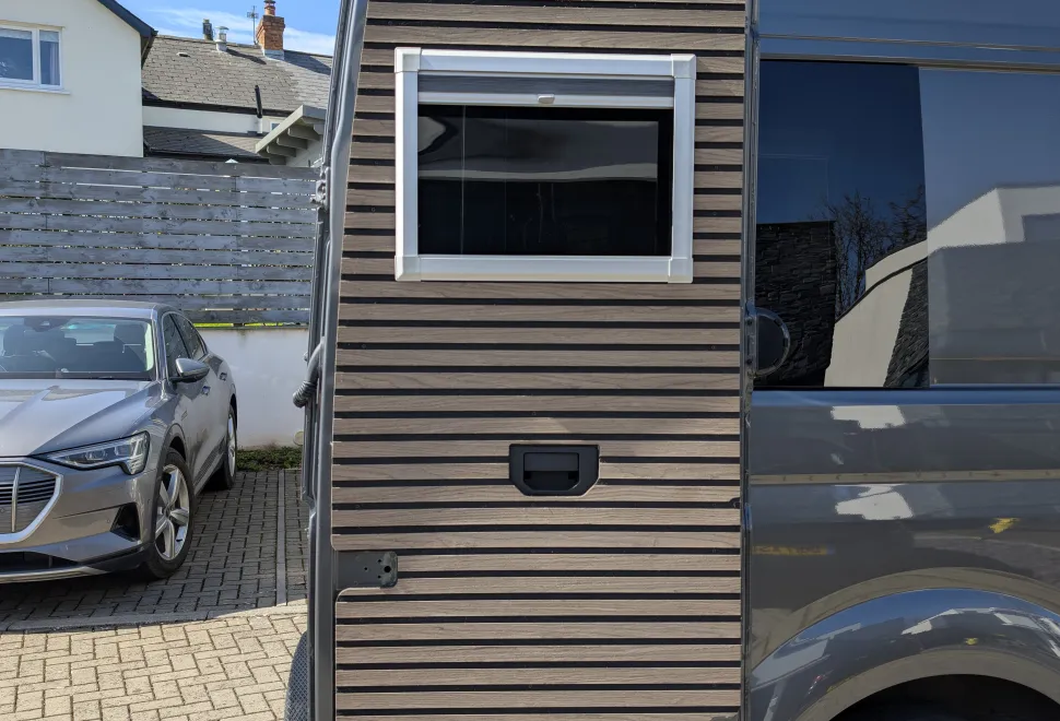  2022 LWB VW Crafter