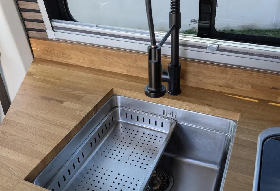  2022 LWB VW Crafter