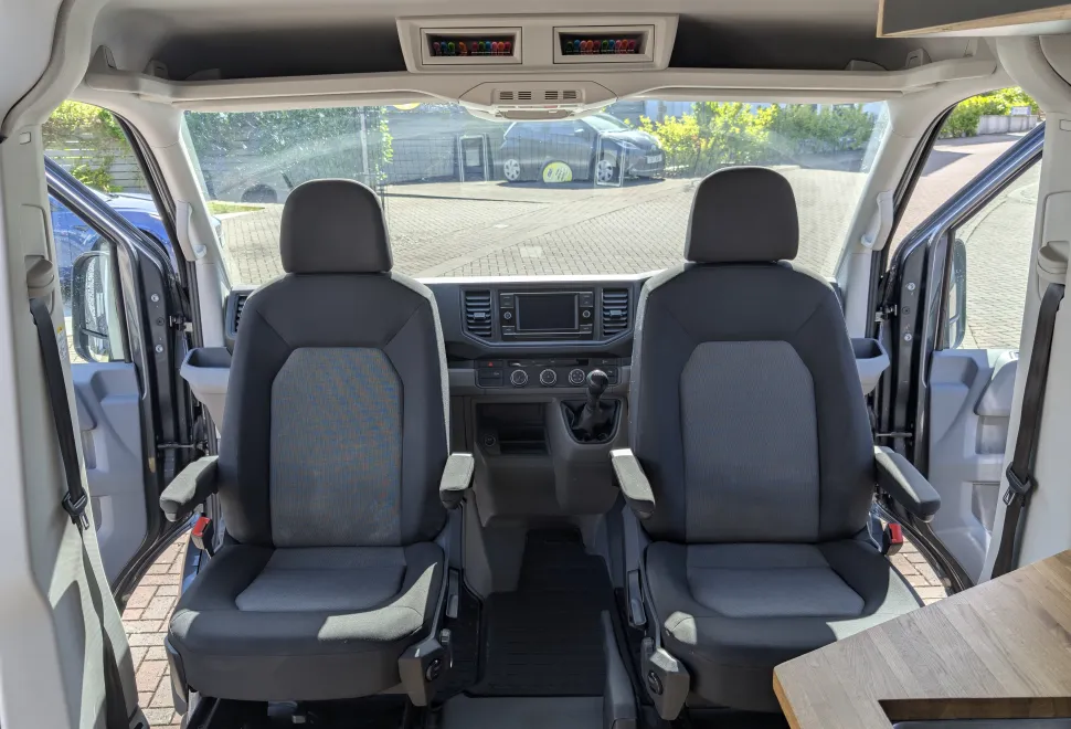  2022 LWB VW Crafter