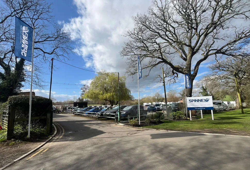 Spinney Warwick location