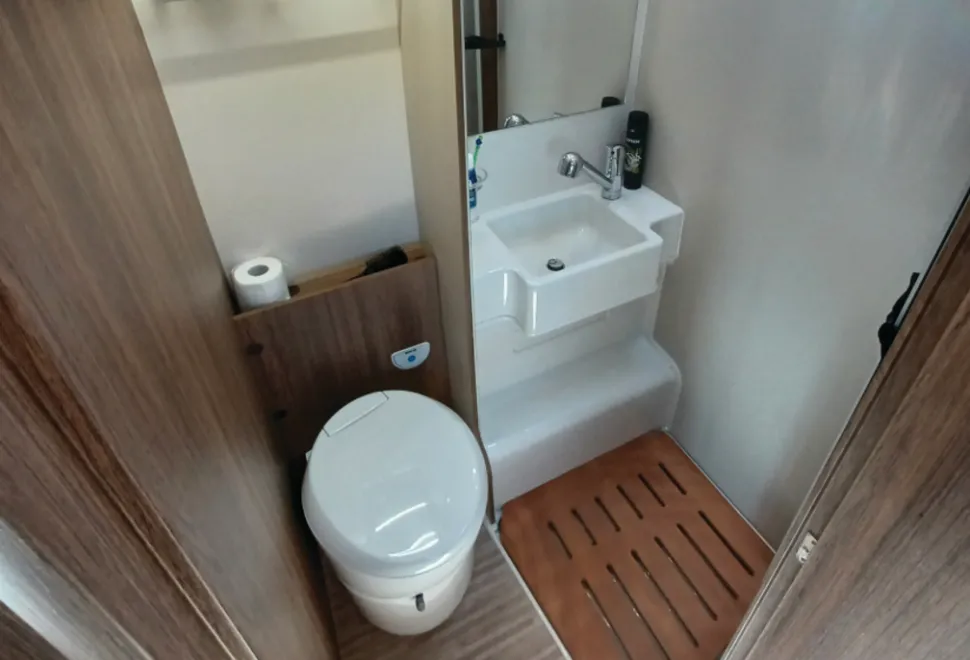 The toilet inside the Elnagh Baron 530