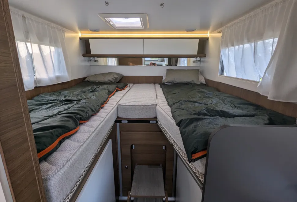 Benimar Tessoro T861 single beds at the back