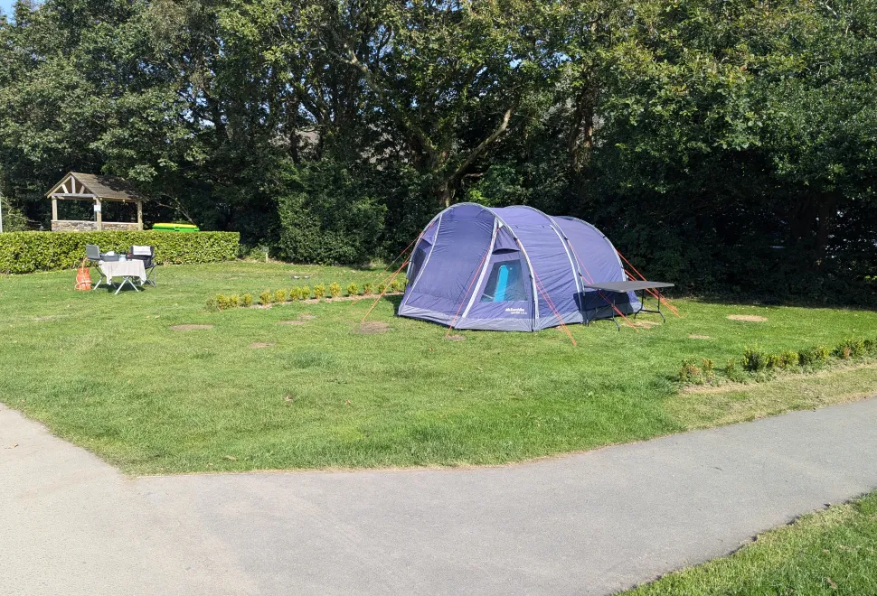 Blue tent on site