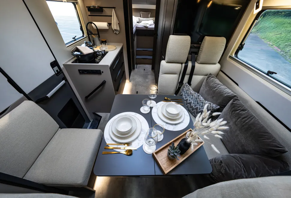 Frankia Next Cruiser lounge