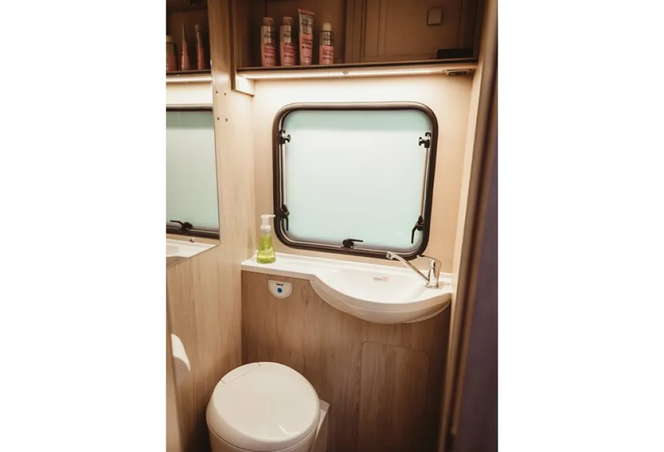 Auto-Trail Motorhomes Expedition C71 2025