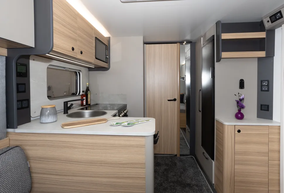 Bailey Pegasus Black Edition Messina Kitchen