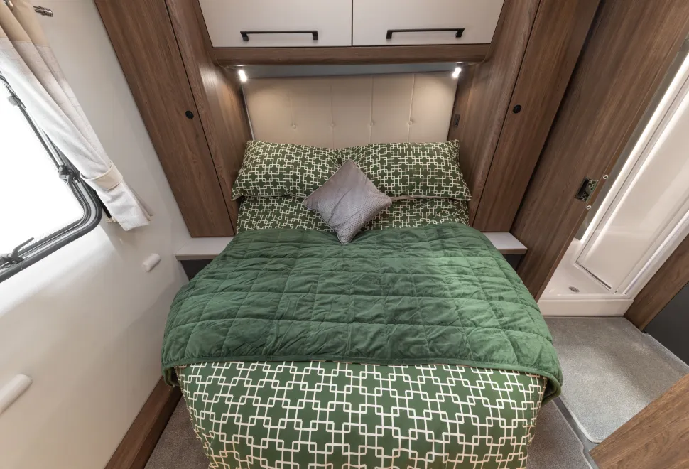 The Buccaneer Skyliner Commodore has an inviting and cozy bedroom