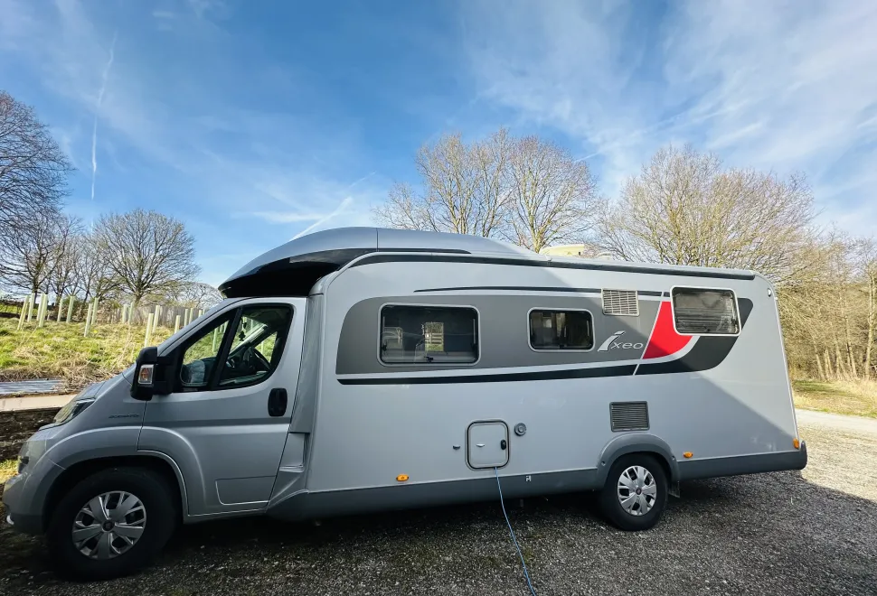 2016 Burstner Ixeo it 728 G